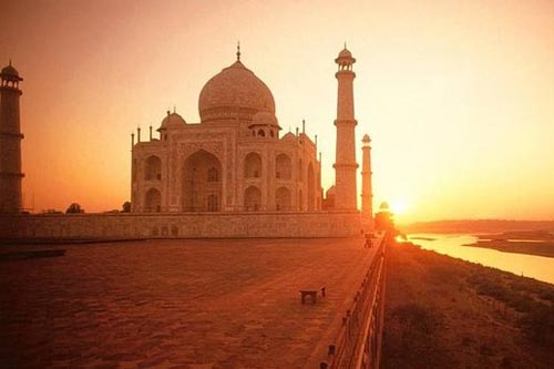 Sunrise Taj Mahal Tour By Car From Delhi | Taj Mahal Sunrise Tour From Delhi By Car