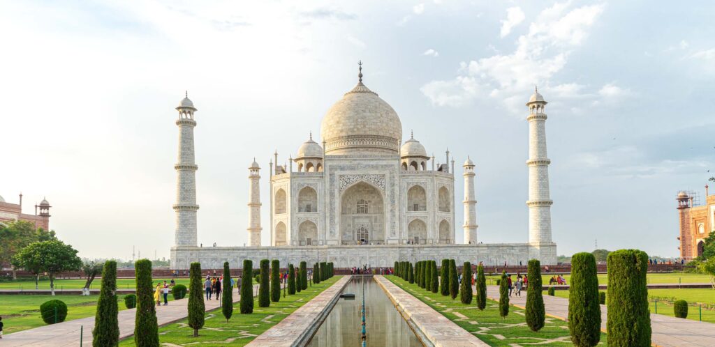 Taj Mahal Day Tour by Car from Delhi – A Perfect Same Day Excursion